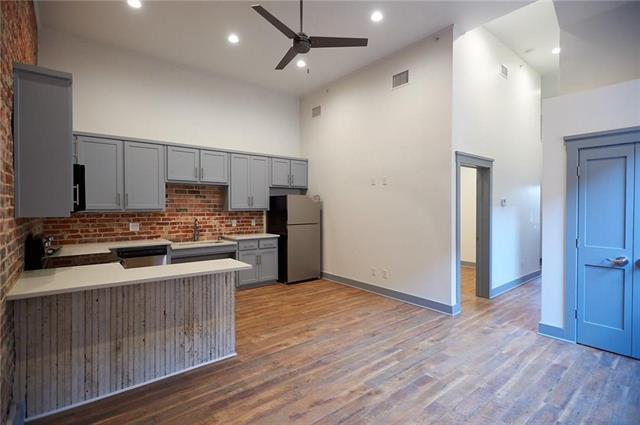 Photo - 200 W Brown St Unit 101