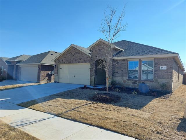 Building Photo - 2810 Peony Dr Rental