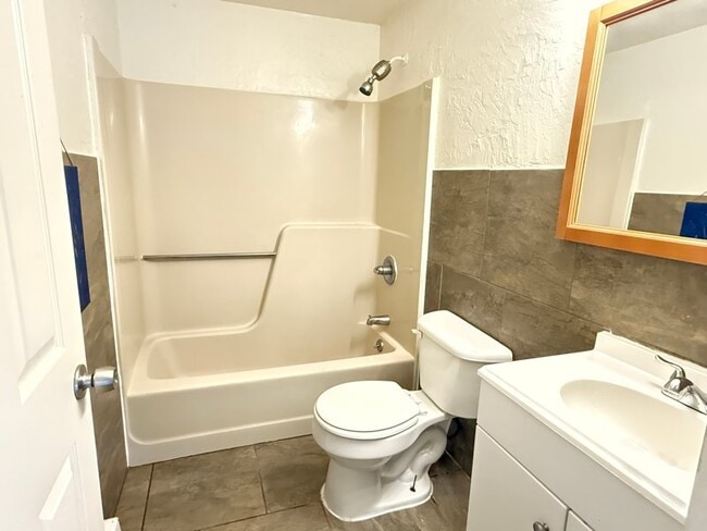 Photo - 42 Jersey Ave Unit 1