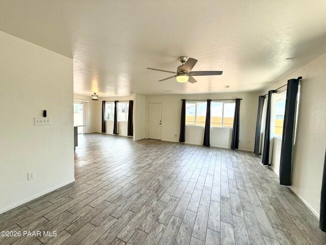 Photo - 4558 N Miner Rd