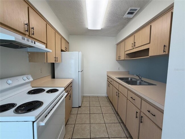 2117 Citrus Blvd Unidad 5
