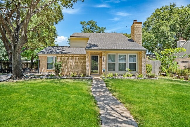 Photo - 8306 Pine Falls Dr