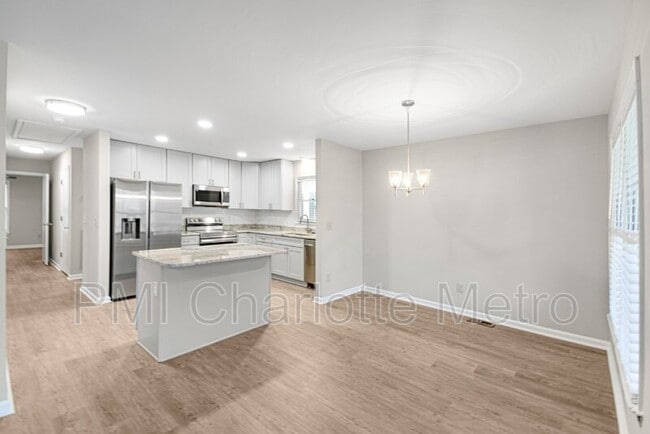 Photo - 1207 Harvard St