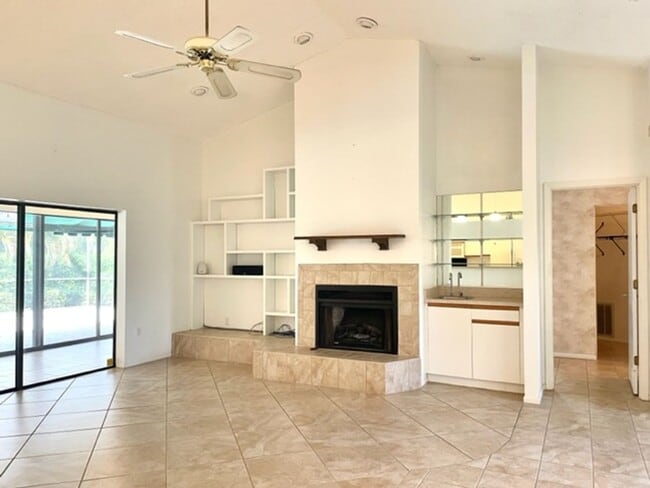 Photo - 3/2 ANNUAL - POOL HOUSE/W/ HUGE BONUS ROOM...