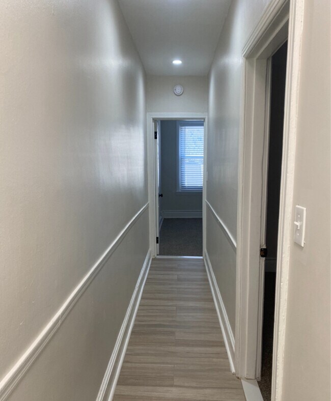 Photo - 1370 Gillingham St Unit 2