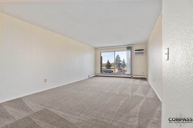 2215 - Westwinds Apartments