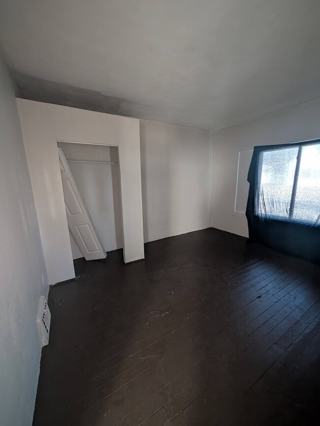 Photo - 2116 W Garden St