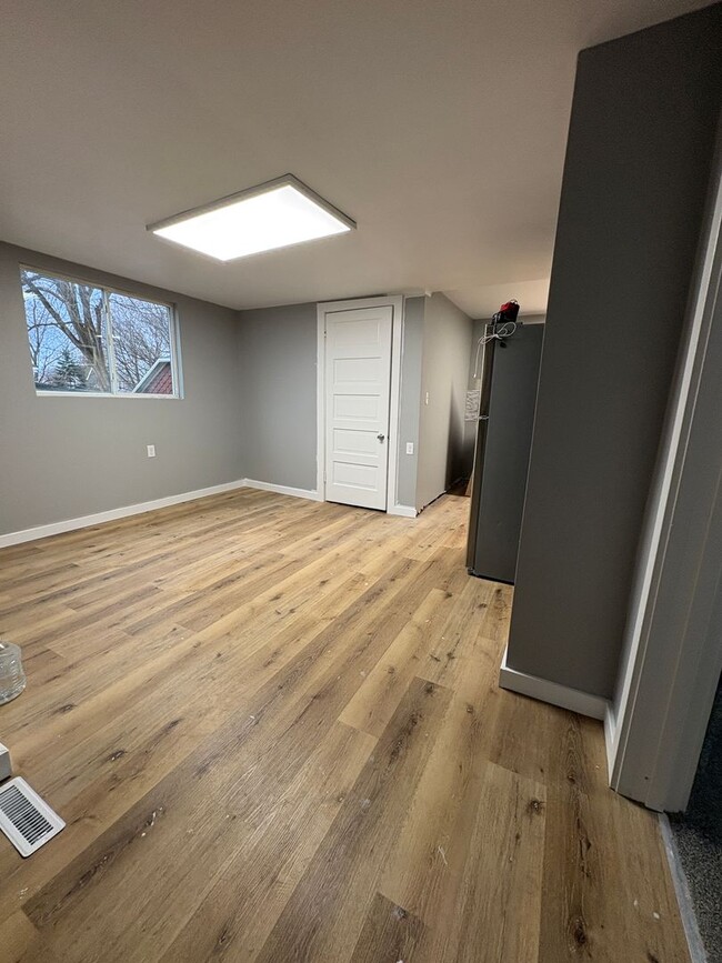 Photo - 313 e first street Unit 313 e first street lower