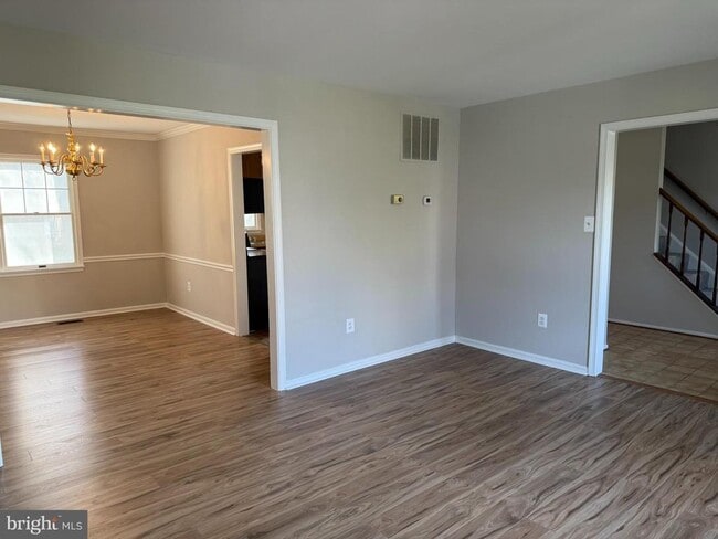 Photo - 8659 Bannerwood Dr