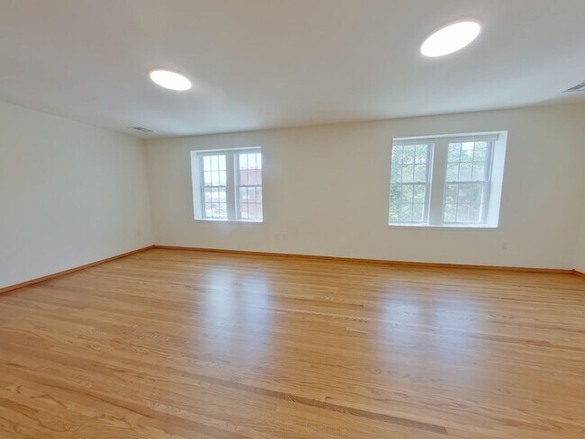 Photo - 1401 E Douglas Ave Unit 1401 E Douglas Ave, Apt C