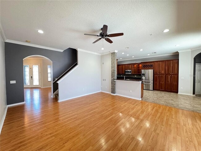 Photo - 23307 Abercorn Ln