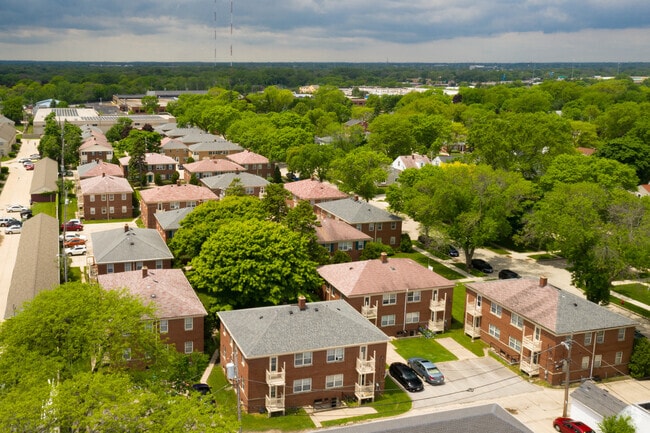 Bay Colony I