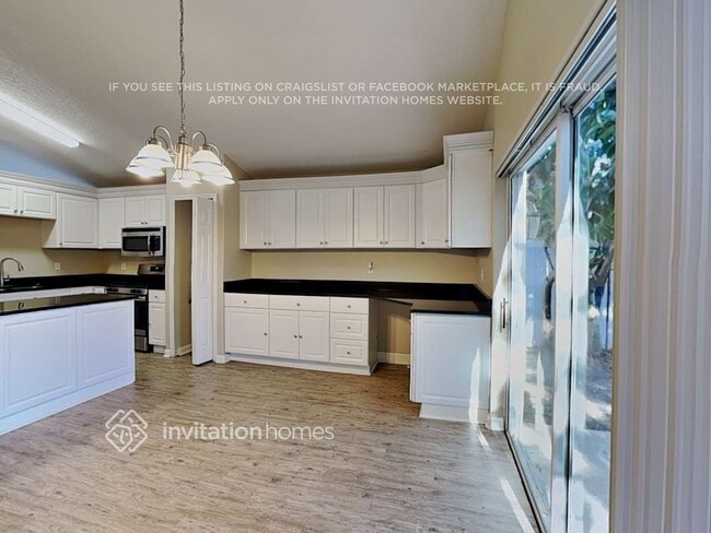 Photo - 2825 Falcon Crest Pl