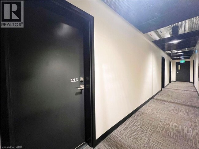 Photo - 116 King St W Unit 116