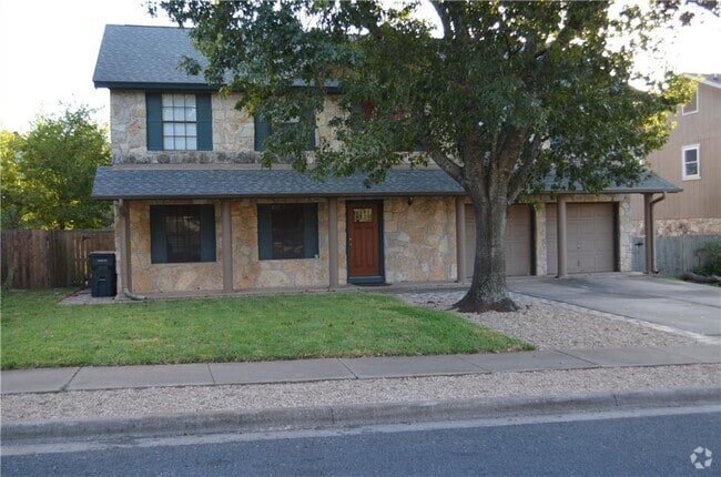 Building Photo - 13254 Kerrville Folkway Rental
