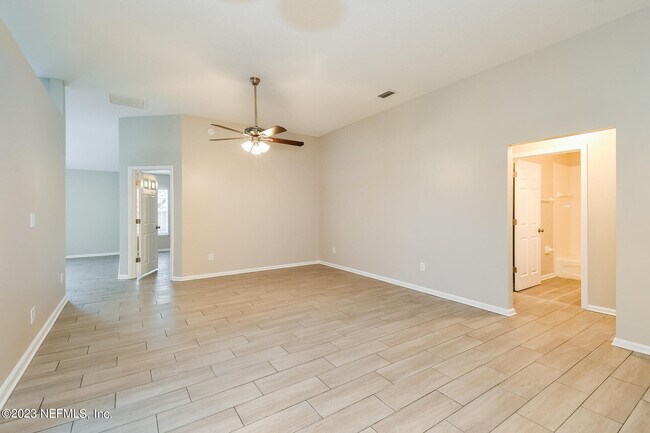 Photo - 1043 Three Forks Ct