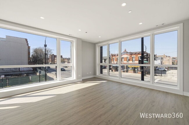 Photo - 2354 W Polk St Unit #205