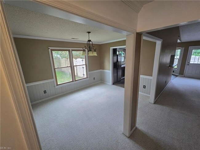 Photo - 921 Martingale Ct