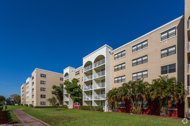 Country Club Towers Apartments For Rent in Hialeah, FL | ForRent.com