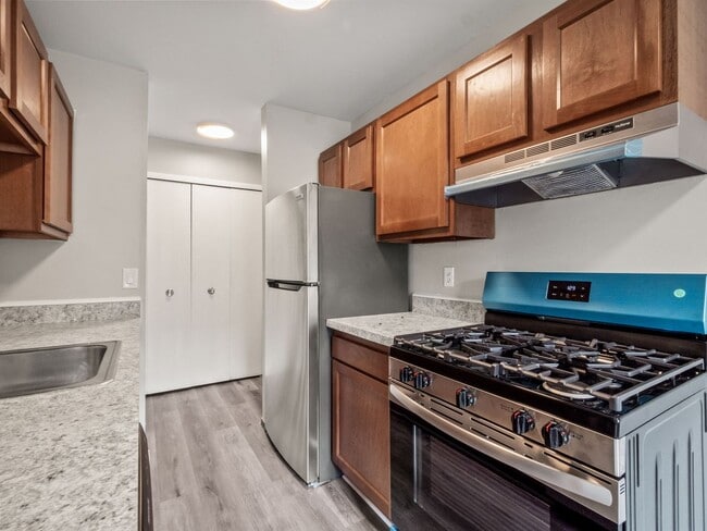 Photo - Glenwood Apartments