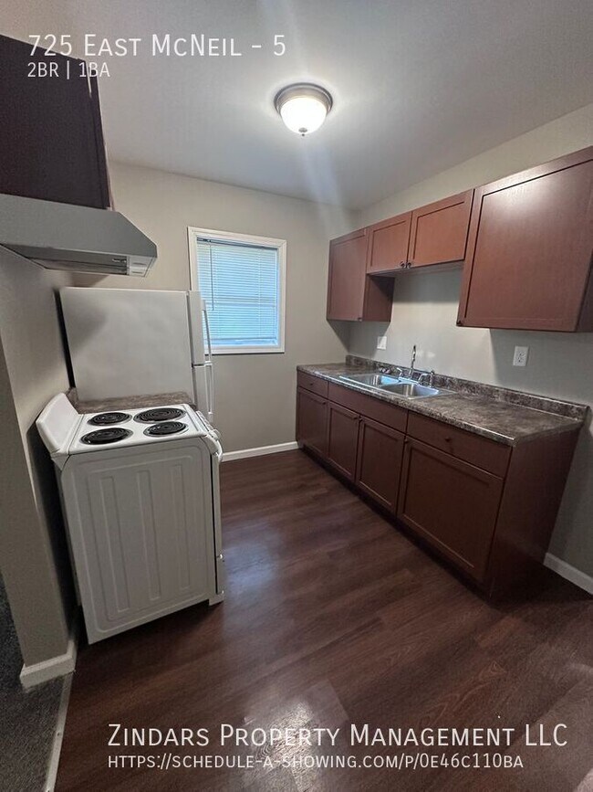Photo - 725 East McNeil-5 Unit 5
