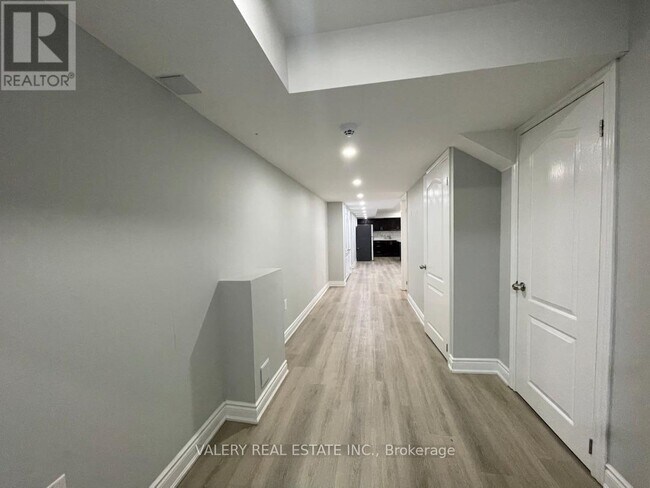 Photo - 13 Frampton Rd