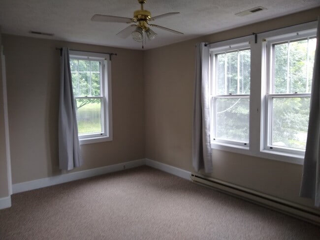 Dormitorio principal - 1726 Washington St E Unidad E.Wash