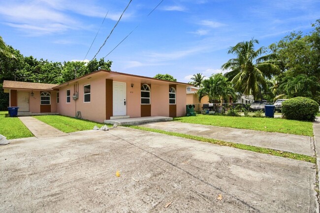 Photo - 872 NW 108th St