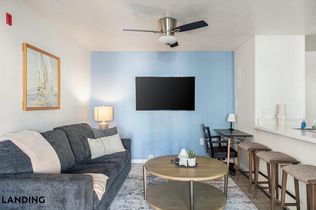 Building Photo - 5657 W Barn Rd Unit 03-306