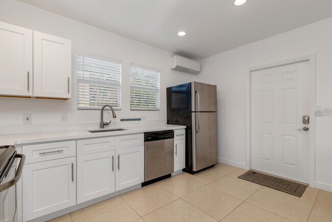 Photo - 2350 Parker Ave