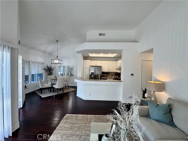 Photo - 182 Westport