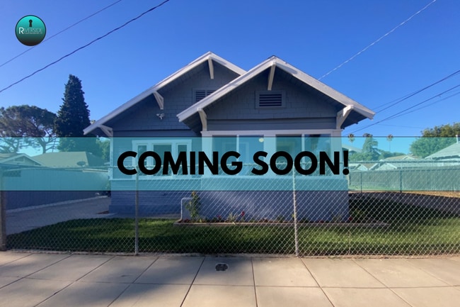 Building Photo - COMING SOON!!!!Charming upgraded 2 bed 2 bath single family home!!