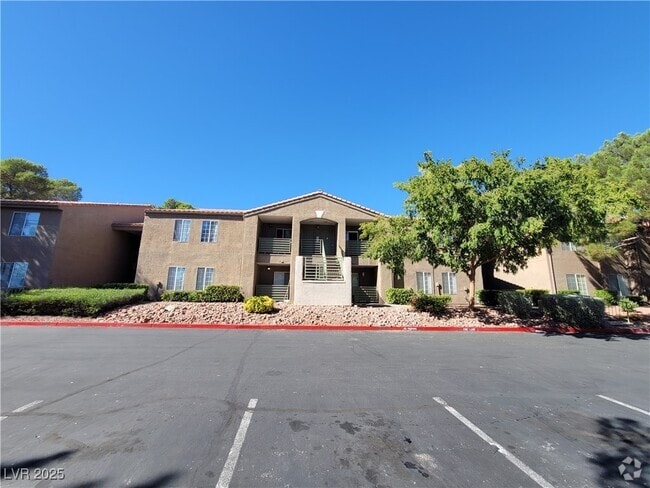 Building Photo - 2121 Blue Breeze Dr Unit 102 Rental