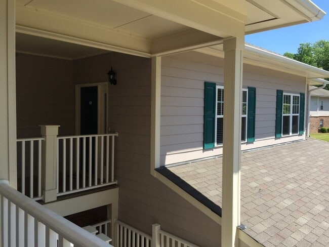 Photo - 522 Lionshead Rd