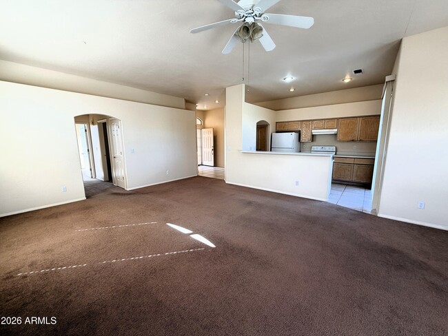 1280 E Crestview Dr
