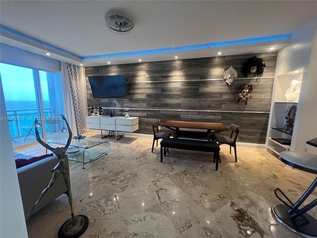 Photo - 6917 Collins Ave