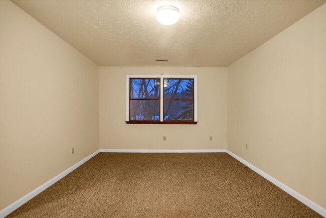 Blackhawk Commons Apartments
