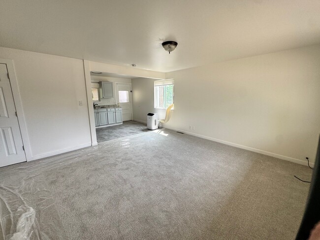 Photo - 3090 Aurora Ave