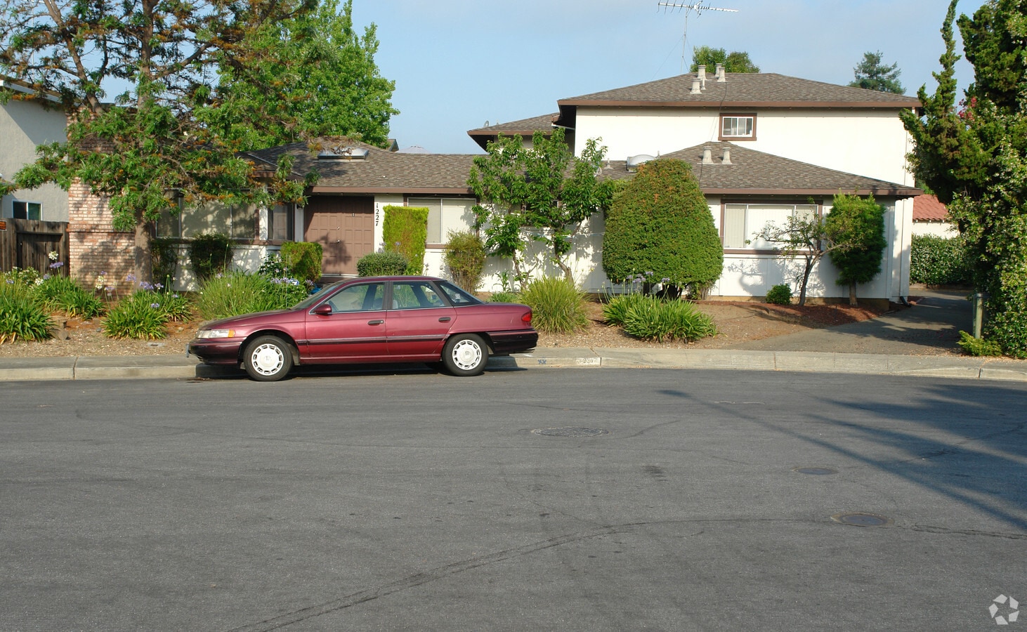 1227 Valerian - 1227 Valerian