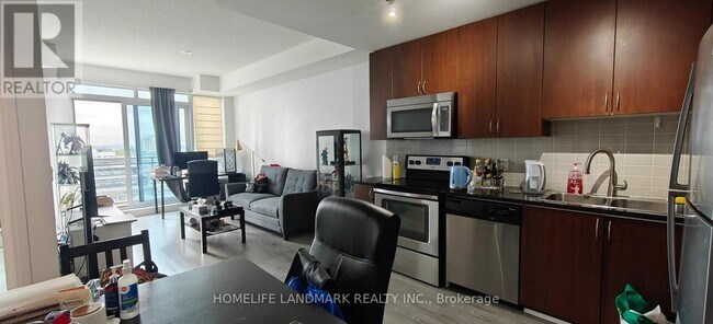 Photo - 370 Hwy 7 Unit 1017