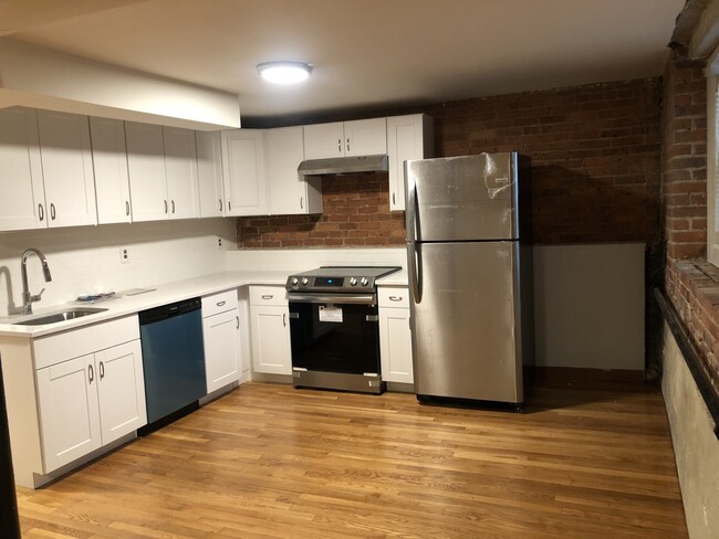 Photo - 1400 Commonwealth Ave Apartment Unit 1