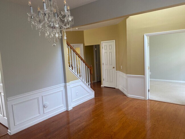 Photo - Beautiful 4 Bedroom, 2.5 Bath in Ballantyne Area