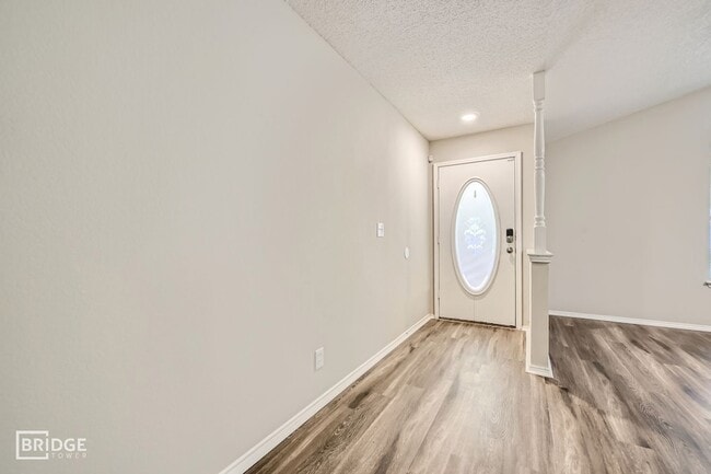 Photo - 220 Dodge Trail