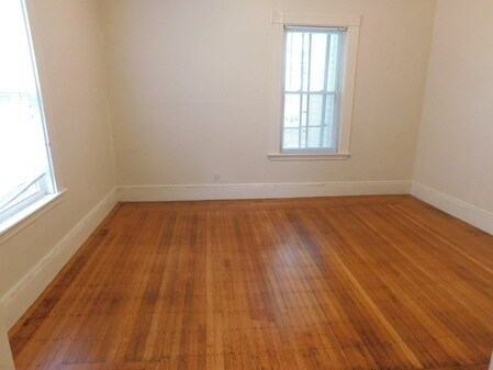 Building Photo - 19 Garfield St Unit 7 Rental
