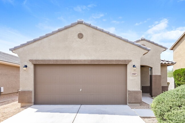 Building Photo - 15817 W Lisbon Ln Rental