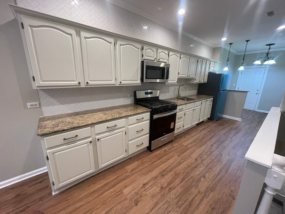 Kitchen - 1127 S Carey St (Baltimore, MD)