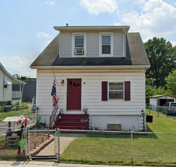 Building Photo - 105 Williams Ave
