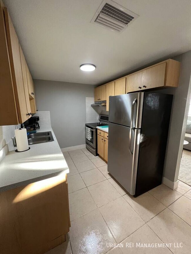 Building Photo - 9606 N 46th St Rental