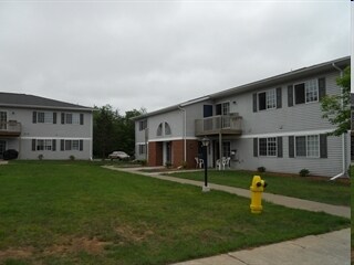 Photo - Woodridge Apartments