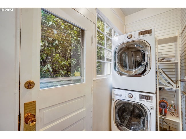 Photo - 4326 NE 16th Ave